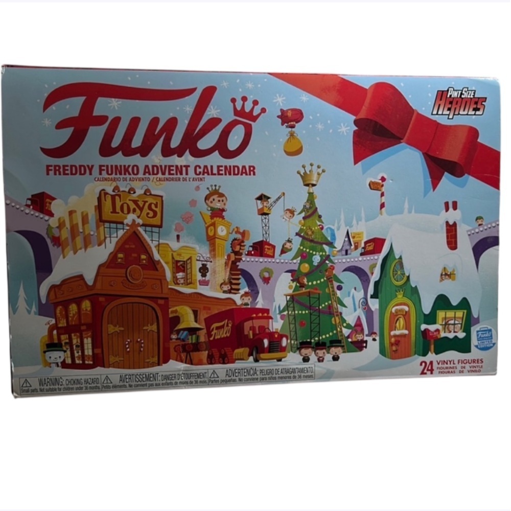 703. Funko Action Figures Red and Blue Playset